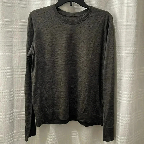 lululemon athletica Other - Lululemon Athletica long sleeve tee shirt